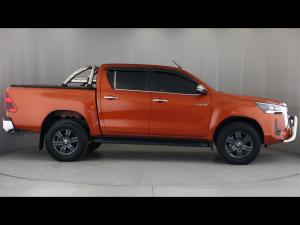 Toyota Hilux 2.8GD-6 double cab Raider auto - Image 3