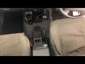 Toyota Land Cruiser 79 4.5D-4D V8 double cab LX - Image 15