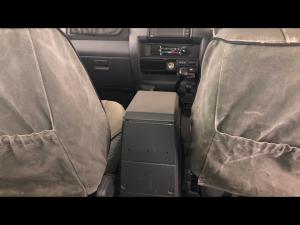 Toyota Land Cruiser 79 4.5D-4D V8 double cab LX - Image 16