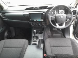Toyota Hilux 2.4GD-6 double cab 4x4 Raider auto - Image 6