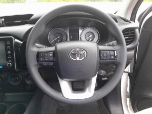 Toyota Hilux 2.4GD-6 double cab 4x4 Raider auto - Image 8