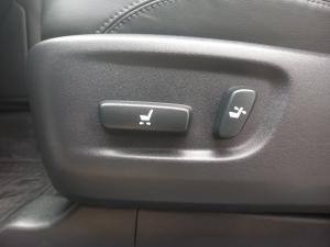 Toyota Land Cruiser Prado 2.8GD VX-L - Image 18