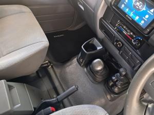 Toyota Land Cruiser 79 4.0PD/C - Image 10