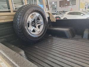 Toyota Land Cruiser 79 4.0PD/C - Image 15