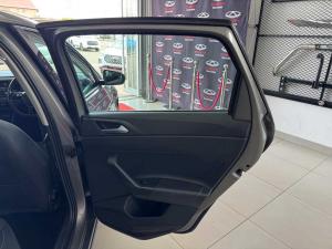 Volkswagen Polo 1.0 TSI Comfortline DSG - Image 18