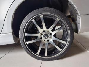 Toyota Etios sedan 1.5 Sprint - Image 9