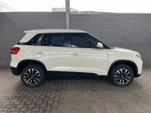Suzuki Vitara Brezza 1.5 GLX auto - Image 2