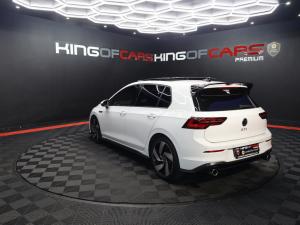Volkswagen Golf GTI - Image 4