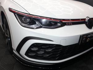 Volkswagen Golf GTI - Image 6