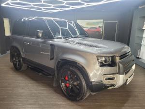 Land Rover Defender 90 D300 X-Dynamic SE - Image 2