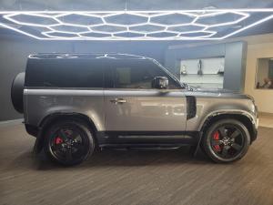 Land Rover Defender 90 D300 X-Dynamic SE - Image 7