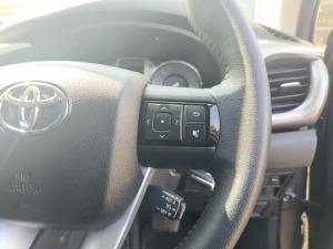Toyota Hilux 2.8GD-6 double cab Raider auto - Image 10