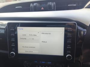 Toyota Hilux 2.8GD-6 double cab Raider auto - Image 15
