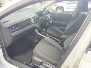 Volkswagen Polo hatch 1.0TSI Life auto - Image 7