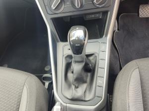 Volkswagen Polo hatch 1.0TSI Life auto - Image 13