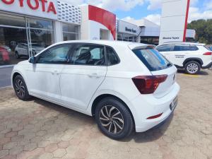 Volkswagen Polo hatch 1.0TSI Life auto - Image 22