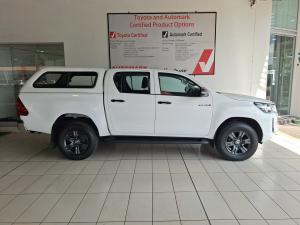 Toyota Hilux 2.4GD-6 double cab 4x4 Raider manual - Image 3
