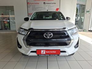 Toyota Hilux 2.4GD-6 double cab 4x4 Raider manual - Image 4