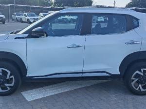 Nissan Magnite 1.0T Acenta Plus CVT - Image 20