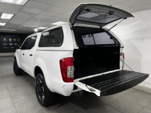 Nissan Navara 2.5DDTi double cab SE auto - Image 3