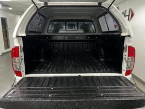 Nissan Navara 2.5DDTi double cab SE auto - Image 5
