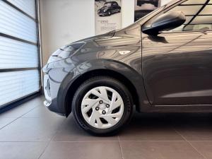 Hyundai Grand i10 1.0 Premium hatch - Image 5