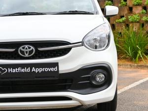 Toyota Vitz 1.0 XR manual - Image 4