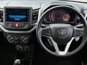Toyota Vitz 1.0 XR manual - Image 8