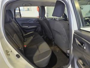 Suzuki Swift 1.2 GLX manual - Image 7