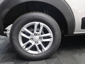 Renault Triber 1.0 Life - Image 7
