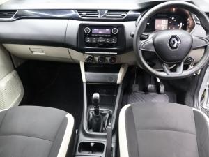 Renault Triber 1.0 Life - Image 8