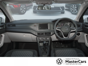 Volkswagen Polo sedan 1.6 Life manual - Image 9