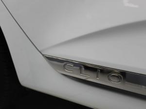 Renault Clio 1.0 Turbo Intens - Image 18