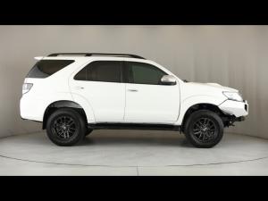 Toyota Fortuner 3.0D-4D 4x4 Ltd edition auto - Image 6