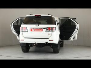 Toyota Fortuner 3.0D-4D 4x4 Ltd edition auto - Image 15