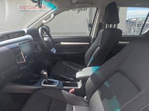 Toyota Hilux 2.8GD-6 double cab 4x4 Raider auto - Image 7