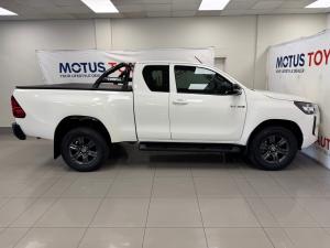 Toyota Hilux 2.4GD-6 Xtra cab Raider auto - Image 3