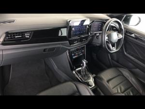 Volkswagen T-Roc 2.0TSI 4Motion R-Line - Image 11