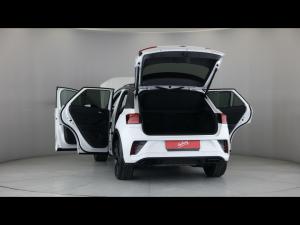 Volkswagen T-Roc 2.0TSI 4Motion R-Line - Image 14