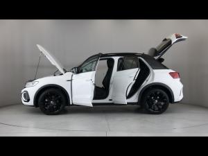 Volkswagen T-Roc 2.0TSI 4Motion R-Line - Image 16
