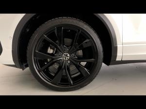 Volkswagen T-Roc 2.0TSI 4Motion R-Line - Image 23