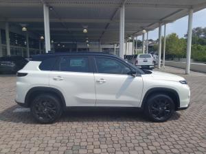 Toyota Urban Cruiser 1.5 XR manual - Image 4