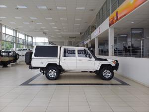 Toyota Land Cruiser 79 4.5D-4D V8 double cab LX - Image 3
