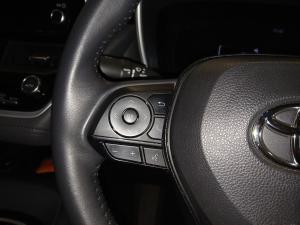 Toyota Corolla 1.8 Hybrid XR - Image 8