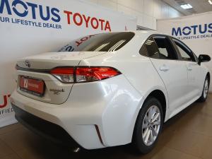 Toyota Corolla 1.8 Hybrid XR - Image 2
