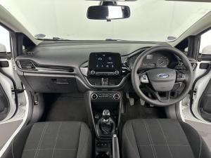 Ford Fiesta 1.0 Ecoboost Trend 5-Door - Image 17