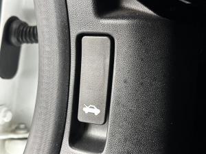 Ford Fiesta 1.0 Ecoboost Trend 5-Door - Image 19