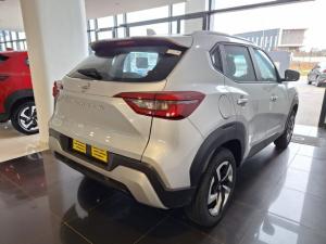 Nissan Magnite 1.0 Visia manual - Image 3