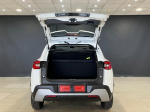Nissan Magnite 1.0 Visia auto - Image 6