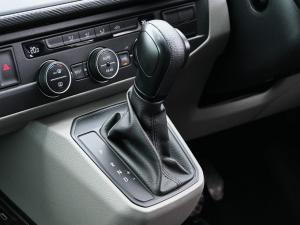 Volkswagen Transporter 2.0BiTDI Kombi SWB Trendline Plus 4Motion - Image 10